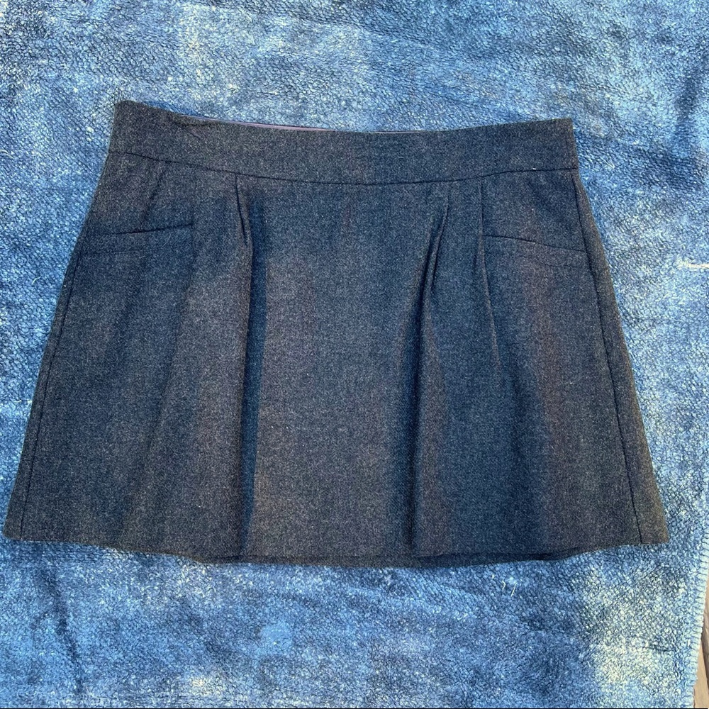Old Navy wool mini skirt with pocket